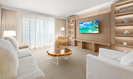 Postcard from Miami Beach 4