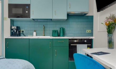 Kensington Studio Apartment 2 1