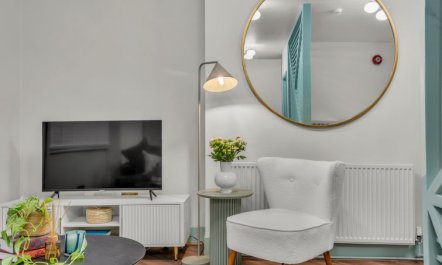 Kensington Lower Studio Apartment 3 2