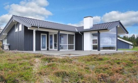 'Arisa' - 100m to the fjord