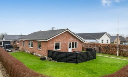 'Wraghi' - 21km from the sea 1