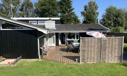 'Effy' - 600m from the sea