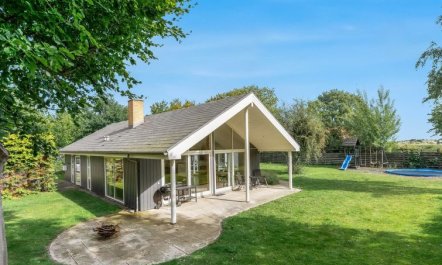 'Talitha' - 40m from the sea 1