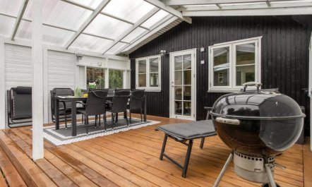 'Fernandine' - 400m from the sea 2