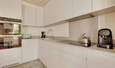 Stylish Paris Home 6