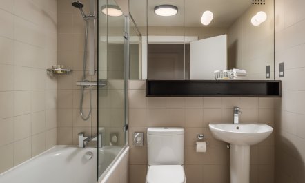 The Kensington Set 7