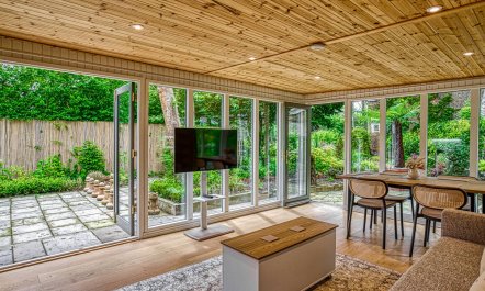 A Manchester Garden 6