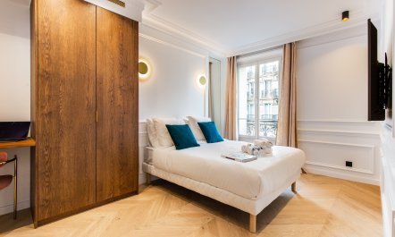 Parisian Markets & Bakeries 6