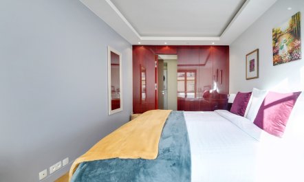 A Parisian Dwelling 9