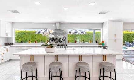 The Modern Dreamer 7