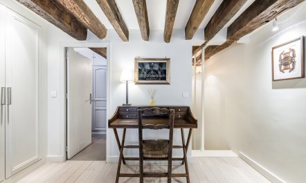 Lanterns & Letters 7