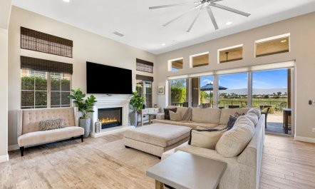 Desert Hills Estate 1