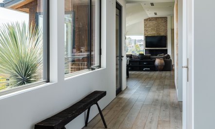 The Hollywood Cabin 8