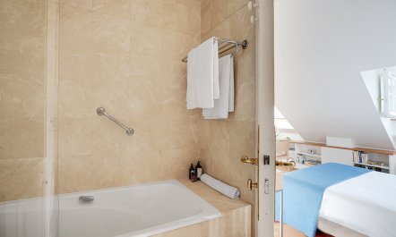 A Parisian Studio 8