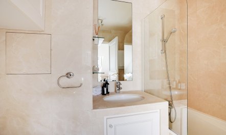 A Parisian Studio 6