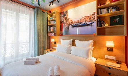 The Art In Montmartre 1