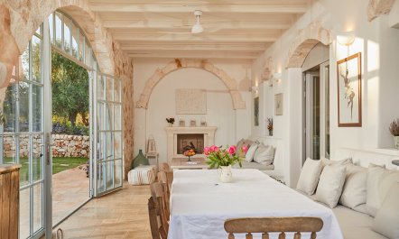 White Stone Oasis 5