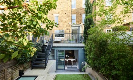 The Abbey's Secret 0