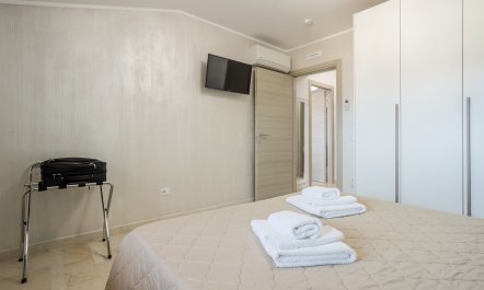 Sicilian Beachside Bliss 8