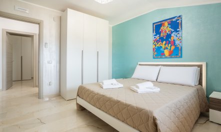 Sicilian Beachside Bliss 7