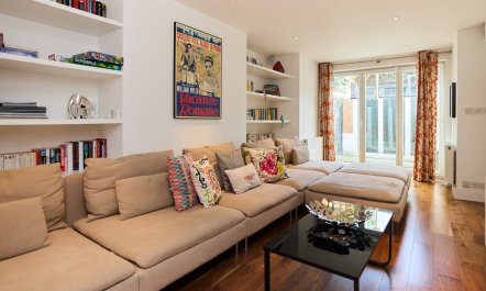 The Willow Court 9