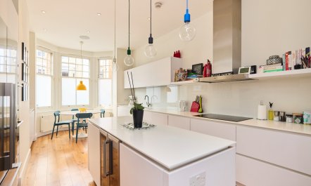 The Willow Court 7