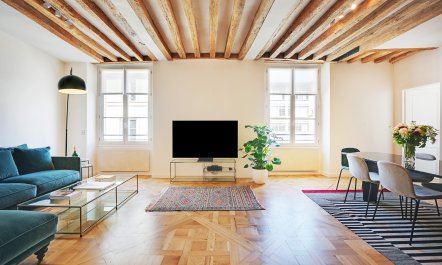 The Literary Chapter 4