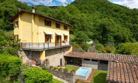 Country Garden Villa