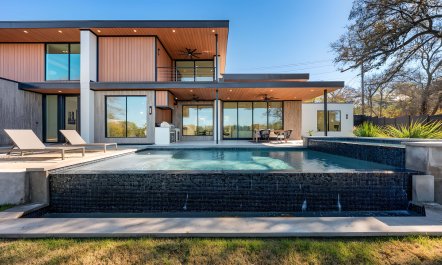 The Quiet House 4