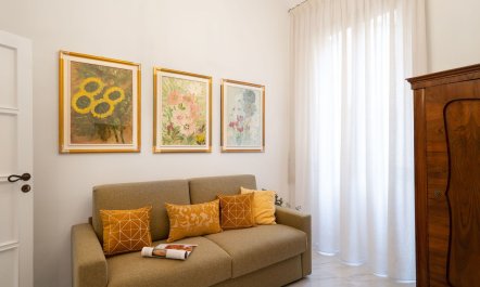 Galleries & Landmarks