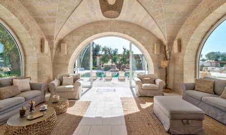 The Sunshine Palace 1