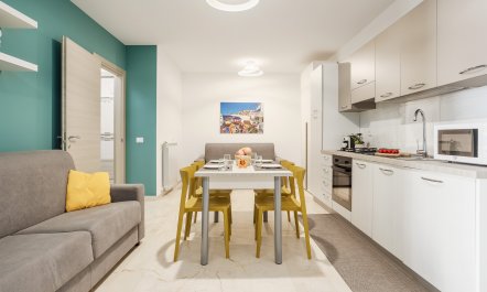 The Seaside Apartment 7