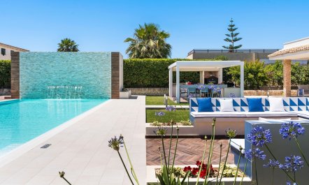 The Bayside Beauty 3