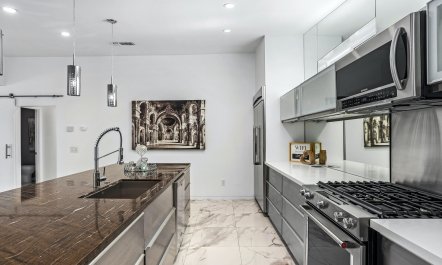 The Mariposa House 7