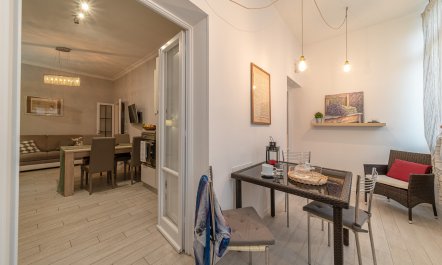 Florentine Abode 5