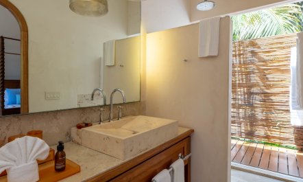 Tropical Sanctuary 9