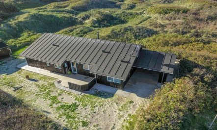 'Ejnarine' - 300m from the sea 2