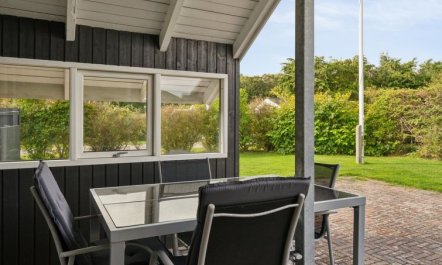 'Hannah' - 200m from the sea 5