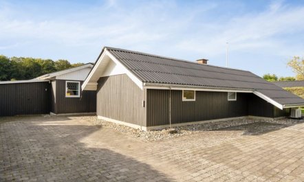 'Hannah' - 200m from the sea 4