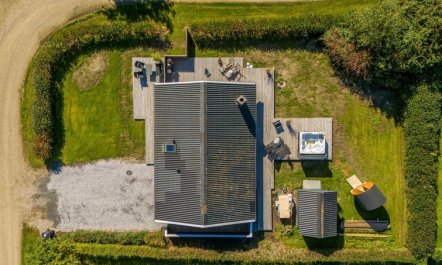 'Thamina' - 200m to the fjord 5