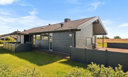 'Konsta' - 300m from the sea 3