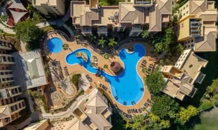 The Residence at Victoria 4