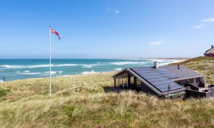 'Arngrim' - 100m from the sea