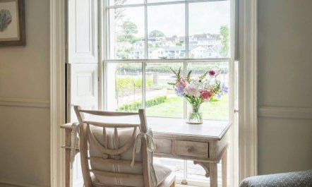 The Ambassador's Retreat 9