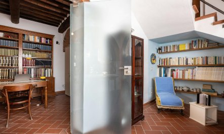 The Tuscan Outlook 6