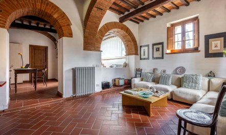 The Tuscan Outlook 2