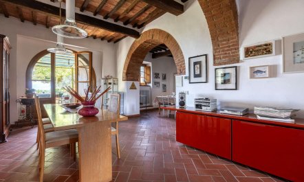 The Tuscan Outlook 3