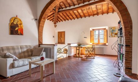 The Tuscan Outlook 5