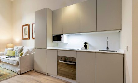 Gateway to Seville 0