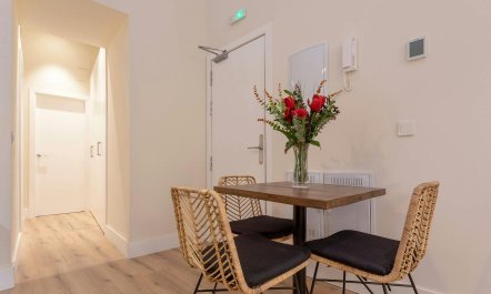 Gateway to Seville 3